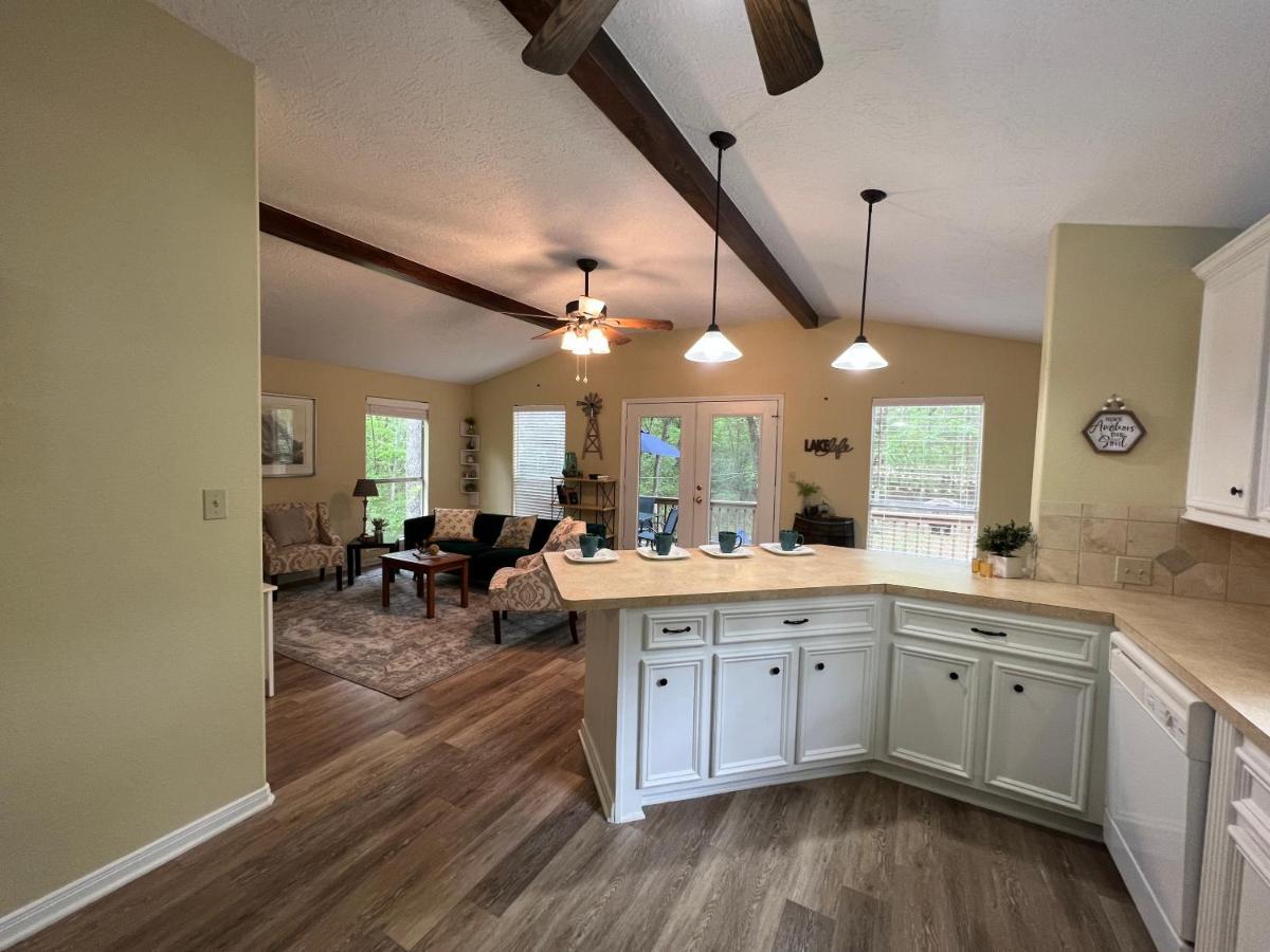 2 Bdrm Treehouse Hideout- Lake Conroe With Boat Ramp Montgomery Dış mekan fotoğraf