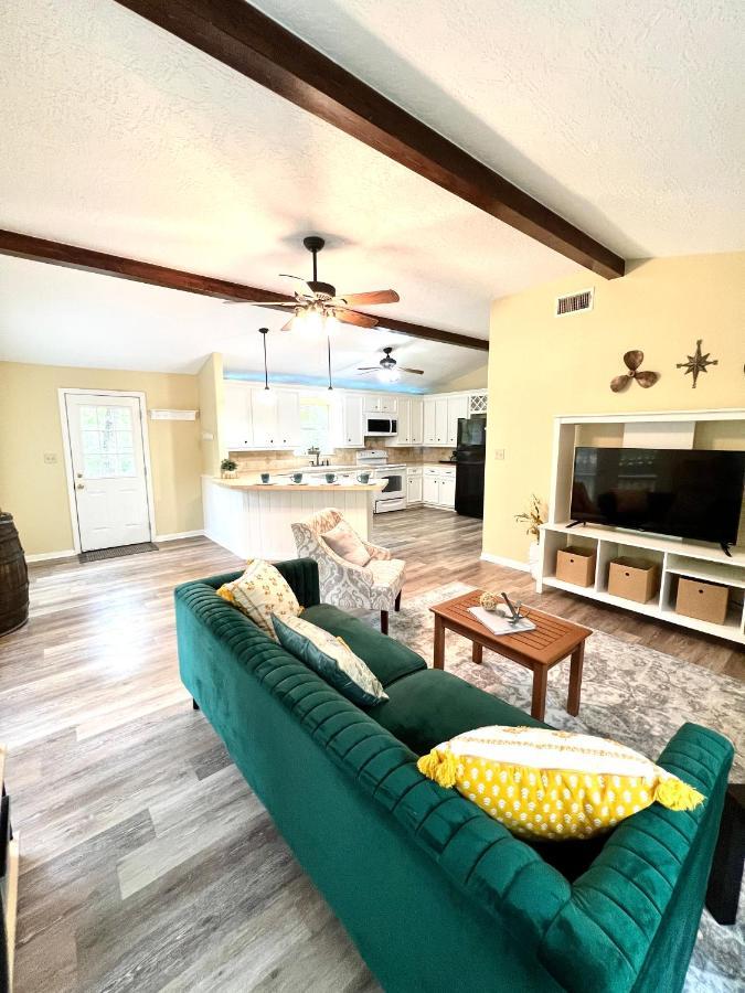 2 Bdrm Treehouse Hideout- Lake Conroe With Boat Ramp Montgomery Dış mekan fotoğraf