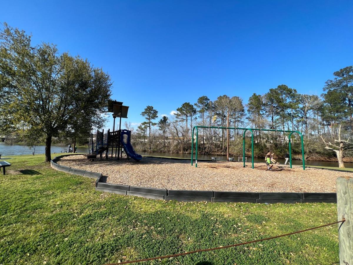 2 Bdrm Treehouse Hideout- Lake Conroe With Boat Ramp Montgomery Dış mekan fotoğraf